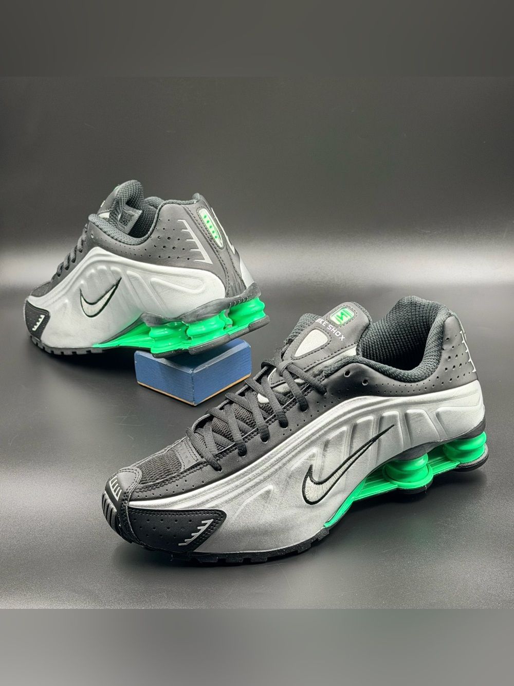 Nike Shox R4 'Green' - Picture 7 of 11